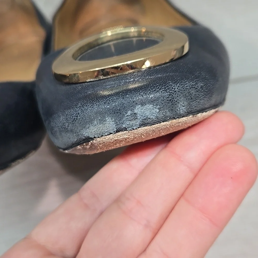Tory Burch Women Elegant Flats with Gold Accent Logo Ballet Shoes Sz 7.5M